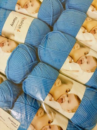 10 madejas lana Nanny de Rosarios4 color azul