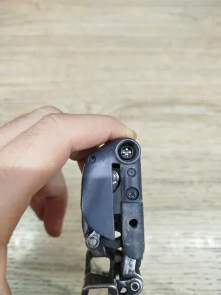 Desviador Shimano Dura-Ace Di2 FD-7970