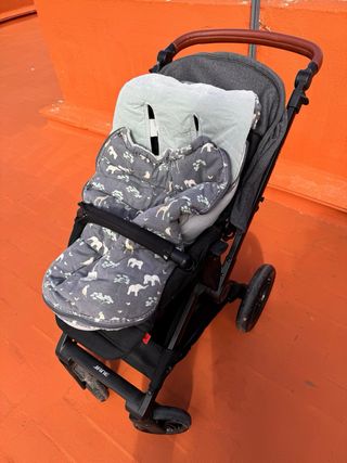 Carrito de bebé Jane negro