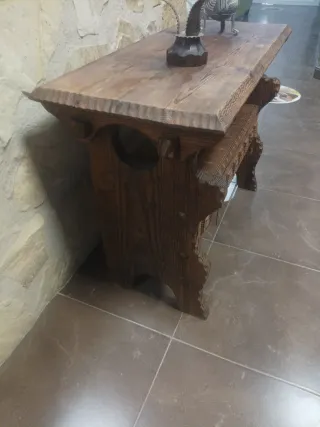 Aparador mesita rústica madera y metal