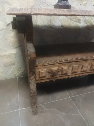 Aparador mesita rústica madera y metal