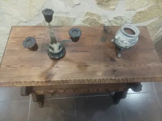 Aparador mesita rústica madera y metal