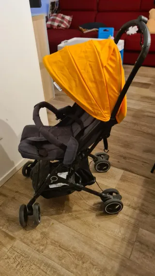 Passeggino richiudibile da viaggio