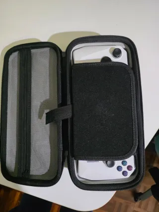 Asus Rog Ally Z1 Extreme + Custodia