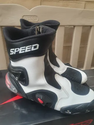 Botas de moto deportivas