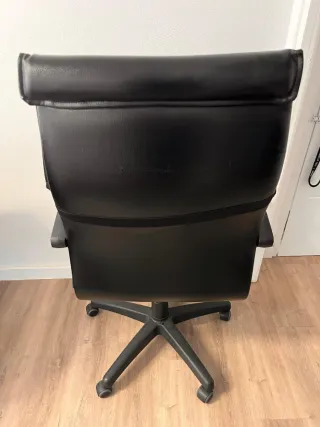 Silla de escritorio negra