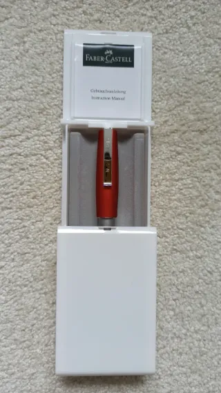 Bolígrafo Faber-Castell