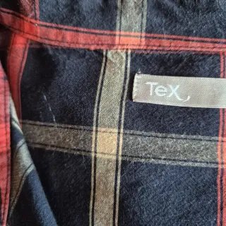 Blusa a cuadros azul y roja / 255