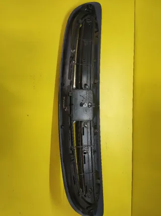 CALANDRA DELANTERA CITROEN XSARA II Violeta claro