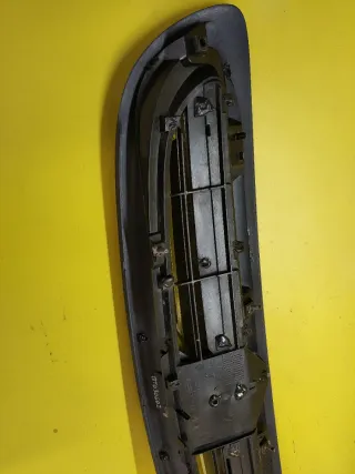 CALANDRA DELANTERA CITROEN XSARA II Violeta claro