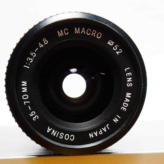 1720-Camara MINOLTA XG 2 - con 35/70 mm