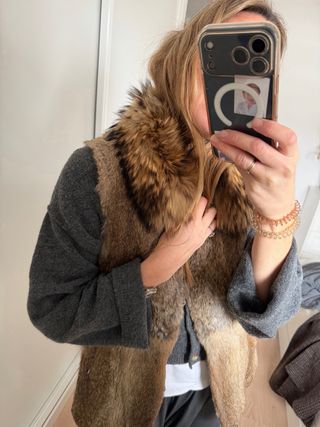 Chaleco de conejo y zorro