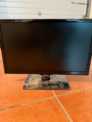 Samsung 22 UE22F5000AW TV
