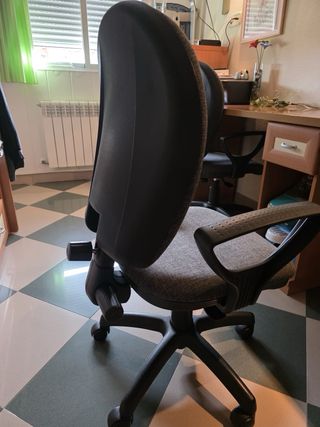 Silla de oficina giratoria