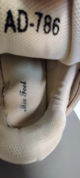 Scarpe sportive bianco rosse