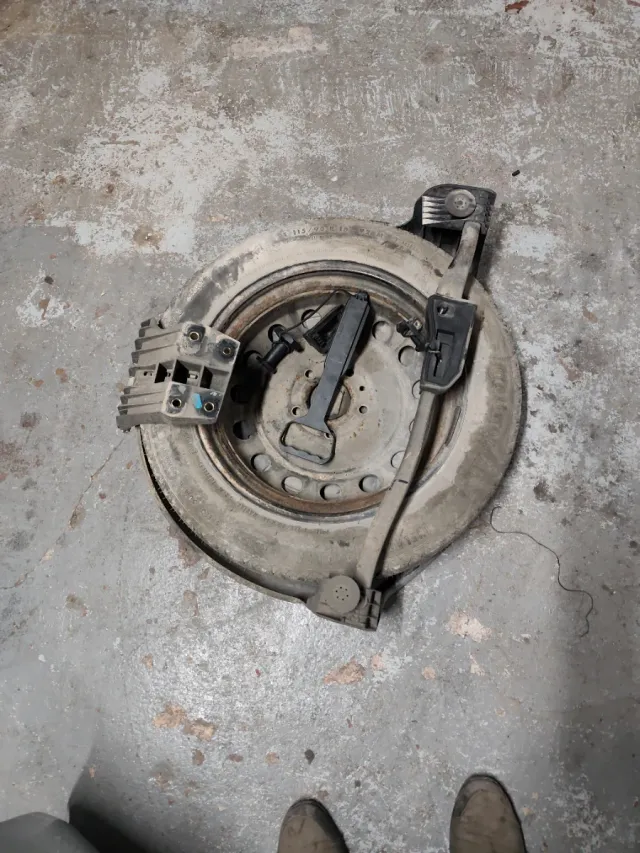 Rueda de repuesto compacta BMW 318ti E46