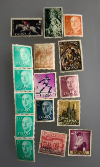 Lote de sellos antiguos de España