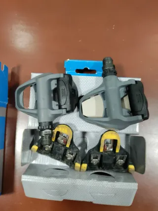 Pedales Shimano PD-R550 SPD-SL