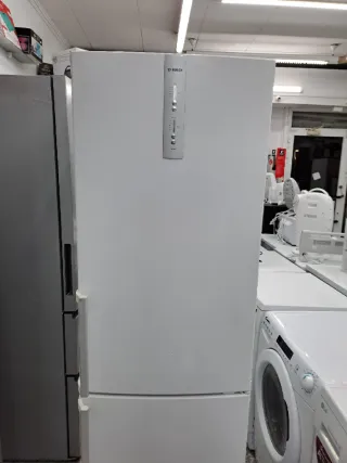 ◇Nevera bosch 185.centímetros◇