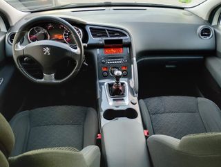 Peugeot 3008 2015
