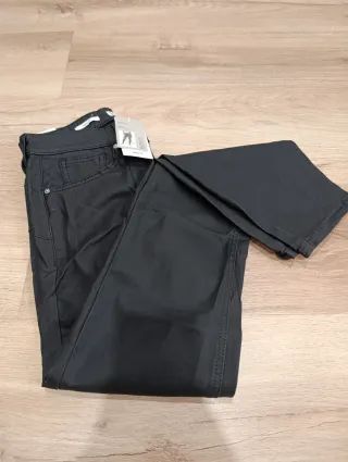 Pantalón Mango Negro Encerado Skinny Mujer