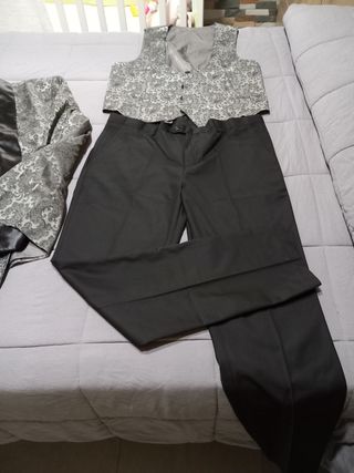 Traje de novio completo