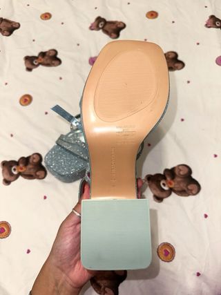 Sandalias tacón glitter plateadas