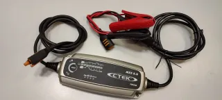 CARICABATTERIE / MANTENITORE DI CARICA CTEK MXS 5.