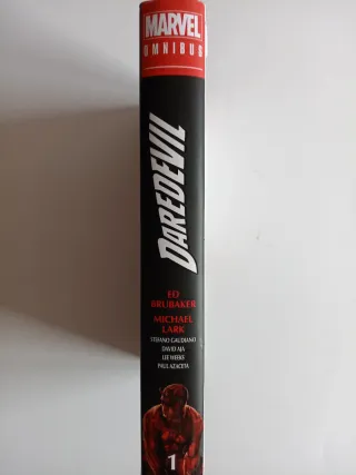 Daredevil, vol. 1 Omnibus Ed Brubaker
