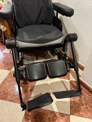 Silla de ruedas Invacare Rea Azalea