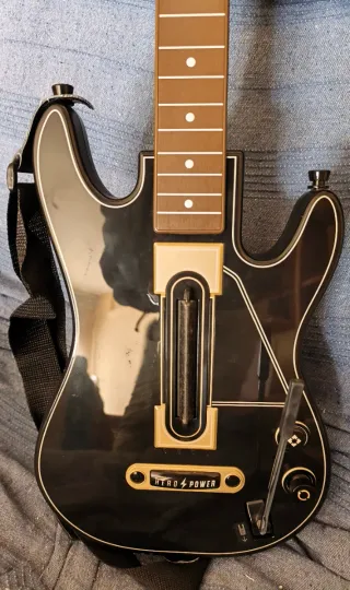Guitarra Guitar Hero Wii U en perfecto estado.