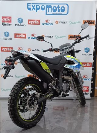 UM DSR EX 125 Enduro 125cc Manual
