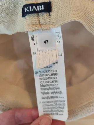 Adorabile cappello per bambini con design gattino beige