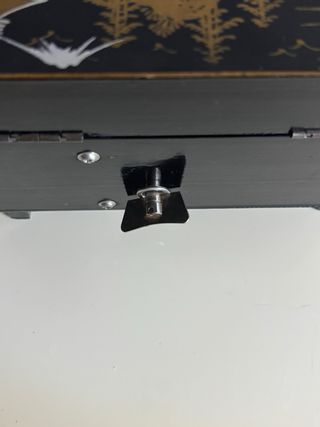 Piccolo portagioie vintage con carillon