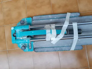 Cortadora de Baldosas Rachola