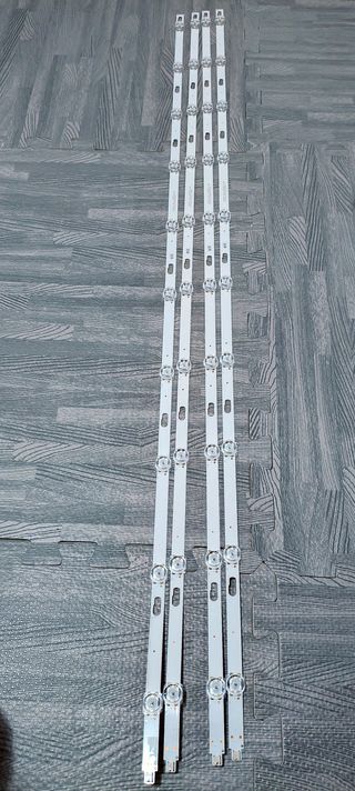 Despiece Samsung UE55TU8005K