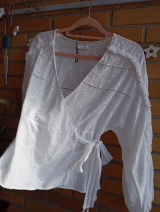 Blusa Zara Blanca Cruzada Talla XS y S