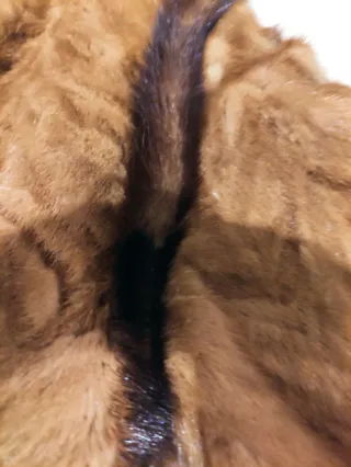 Abrigo de pelo auténtico marrón