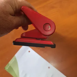 Perforatrice da ufficio a 2 fori fai da te scuola