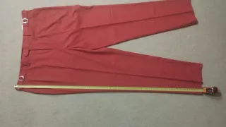 Traje de 3 piezas rojo y negro