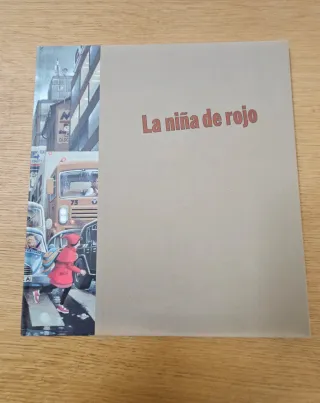 La niña de rojo