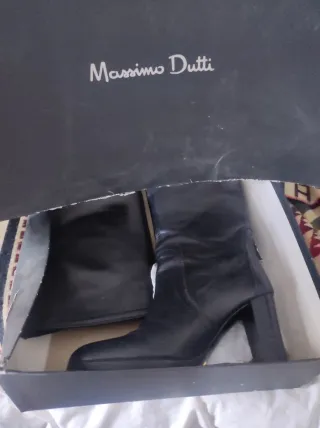 Botas de cuero altas Massimo Dutti