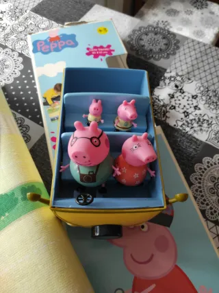 Lote Peppa Pig: Plano tapiz y Caravana