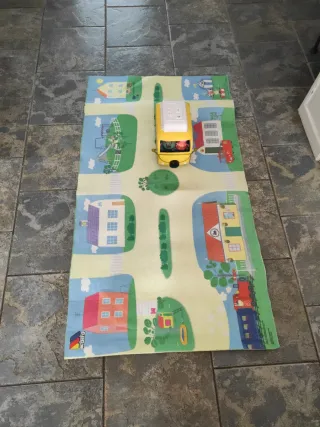 Lote Peppa Pig: Plano tapiz y Caravana