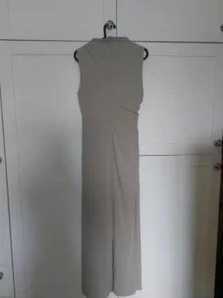 Vestido Zara largo drapeado verde