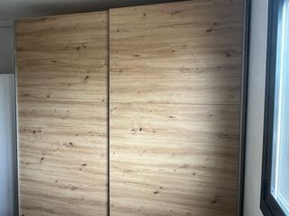 Armario de dormitorio madera