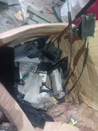 Despiece Ford Fiesta MK3 - Faros y Pilotos