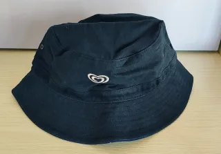 Iconico cappellino pescatore Algida blu