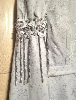 Vestido de fiesta plateado New Elegans