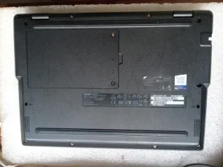 Portátil Acer TMB118-G2 Negro